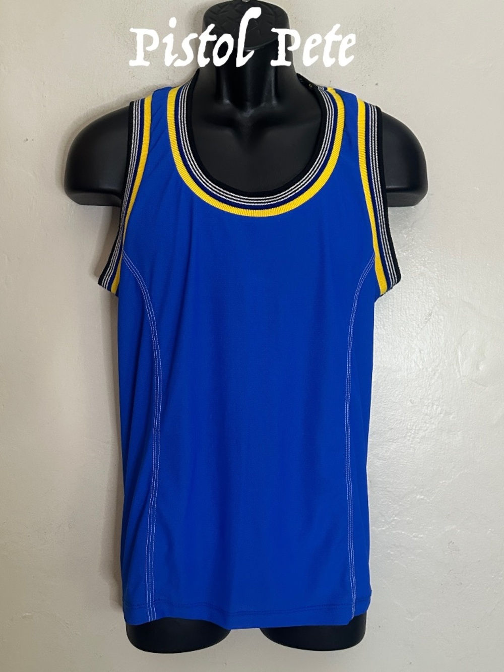 Pistol Pete Tank Top 19" armpit to armpit Gently worn Poly blend No size
